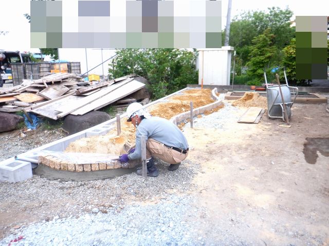 東根市のＳ様邸の「庭じまい」を開始しました①